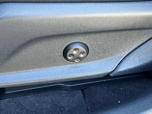 Certified 2022 Mercedes-Benz GLC 300 4MATIC image 21