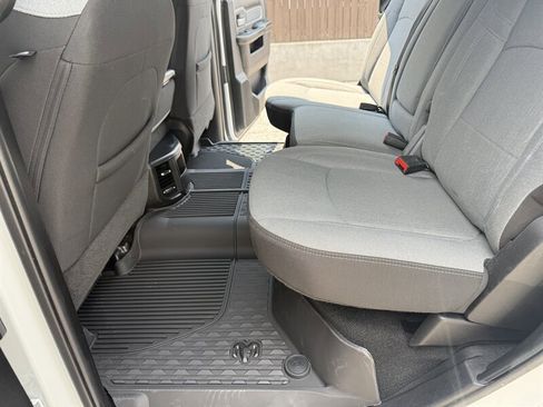 Used 2023 RAM 2500 Big Horn w/ Level 1 Equipment Group image 29