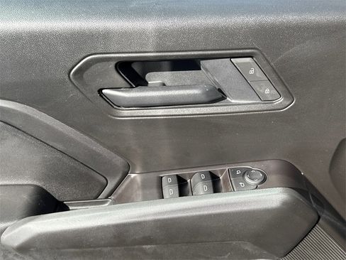 Used 2025 Chevrolet Colorado W/T image 27