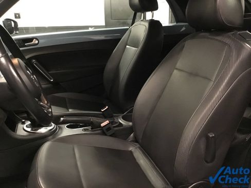 Used 2013 Volkswagen Beetle 2.5 FWD image 33