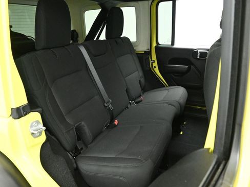 Used 2022 Jeep Wrangler Unlimited Sport AWD/4WD image 22