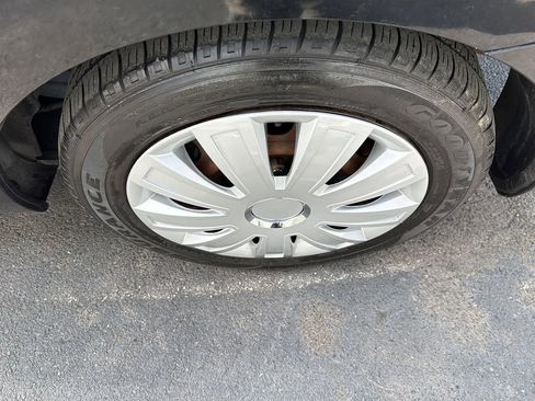 Used 2012 MAZDA MAZDA3 i Sport image 33