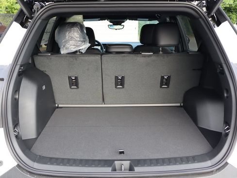 New 2026 GMC Terrain Elevation w/ Elevation Premium Package FWD image 20