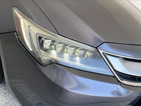 Used 2017 Acura ILX image 35