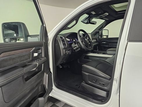 New 2026 RAM 2500 Laramie w/ Night Edition AWD/4WD image 22