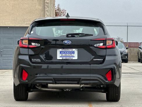 New 2025 Subaru Impreza 2.0i image 4