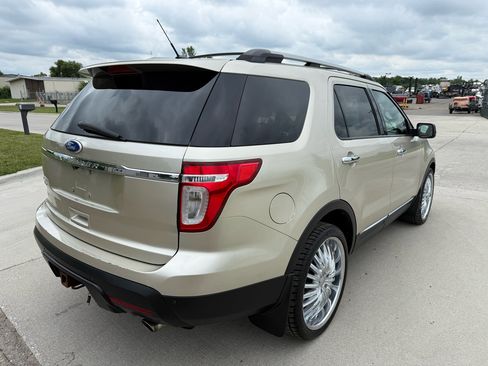 Used 2011 Ford Explorer Limited w/ 302A Rapid Spec Order Code image 5