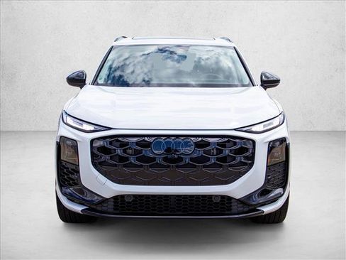 New 2026 Audi Q3 quattro 2.0T AWD/4WD image 2