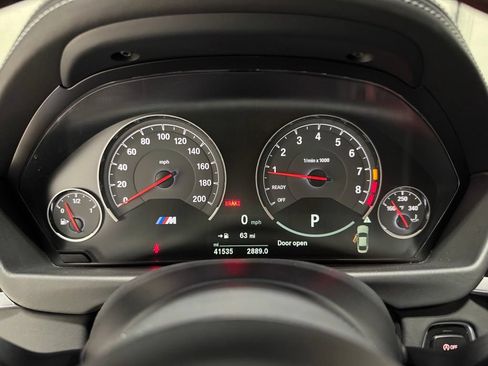 Used 2018 BMW M4 Coupe RWD image 17