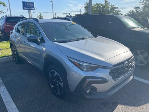 Used 2025 Subaru Crosstrek 2.5i Limited AWD/4WD image 3