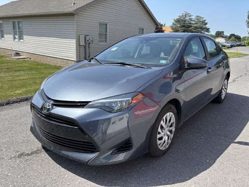 Used 2018 Toyota Corolla LE FWD image 7