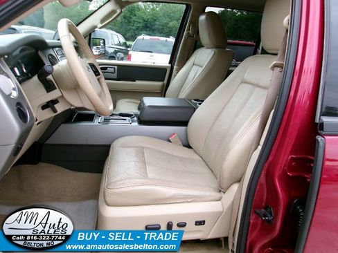 Used 2014 Ford Expedition XLT w/ Equipment Group 202A AWD/4WD image 15