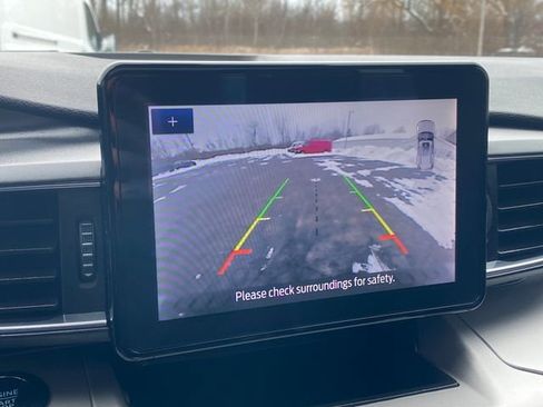 Used 2023 Ford Explorer XLT w/ Equipment Group 202A image 28