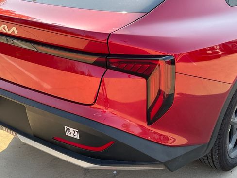 Used 2025 Kia K4 FWD image 14