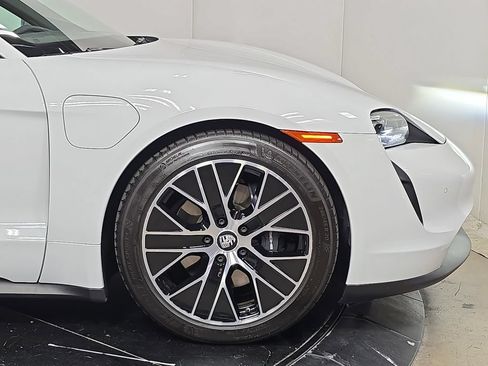 Used 2024 Porsche Taycan RWD image 11
