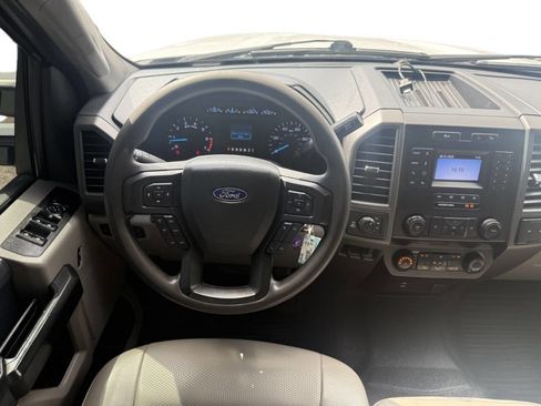 Used 2022 Ford F250 XL w/ Power Equipment Group image 17