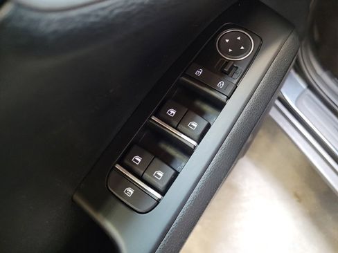 Used 2024 Kia Soul LX image 27