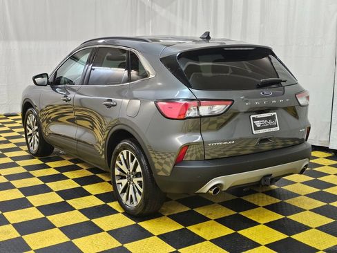 Used 2022 Ford Escape Titanium w/ Class II Trailer Tow Package AWD/4WD image 5