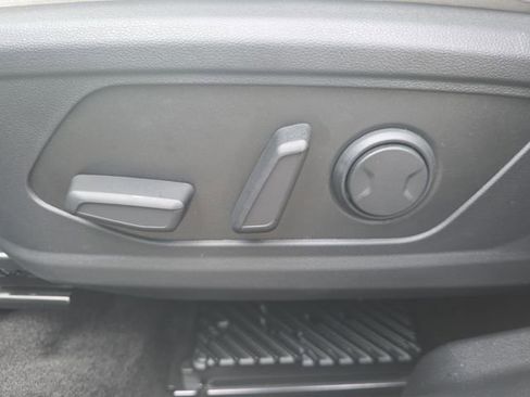 Certified 2025 Hyundai Tucson Limited image 42