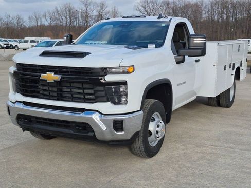 New 2026 Chevrolet Silverado 3500 W/T w/ WT Convenience Package image 3