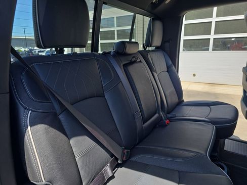 New 2026 RAM 2500 Limited AWD/4WD image 11
