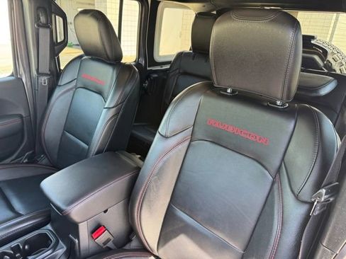 Used 2023 Jeep Wrangler Unlimited Rubicon w/ Xtreme 35 Tire Package AWD/4WD image 15