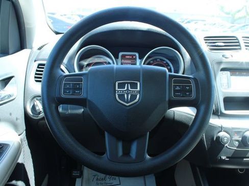 Used 2014 Dodge Journey SXT FWD image 20