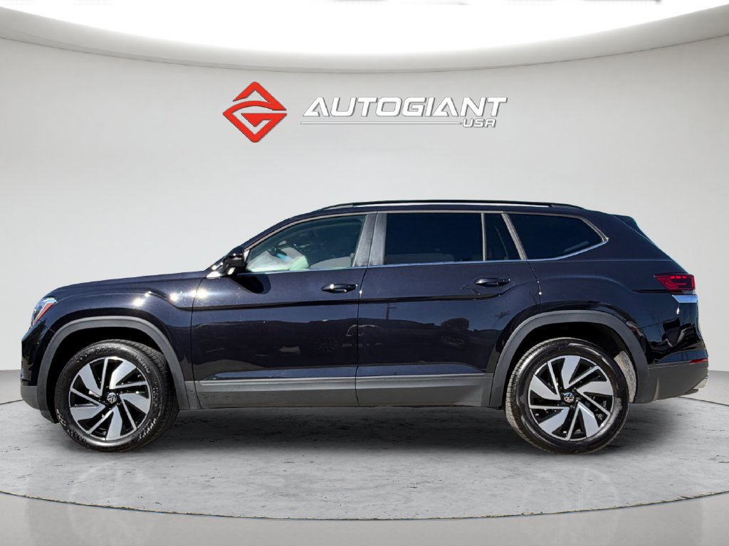 Used 2026 Volkswagen Atlas SE AWD/4WD image 2