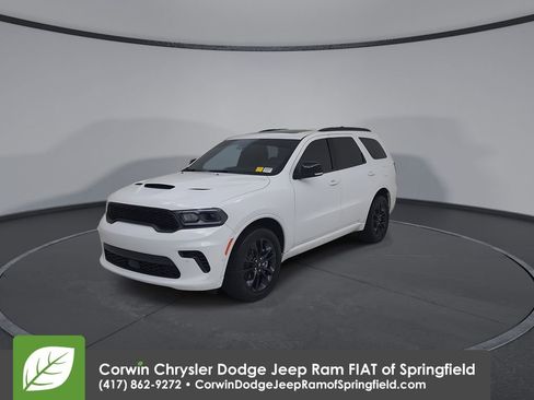 Used 2025 Dodge Durango GT image 7