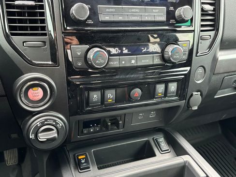 Used 2024 Nissan Titan PRO-4X w/ Pro-4x Convenience Package image 20