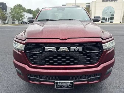 Used 2025 RAM 1500 Big Horn AWD/4WD image 2