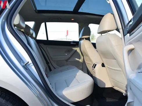 Used 2013 Volkswagen Jetta TDI FWD image 23