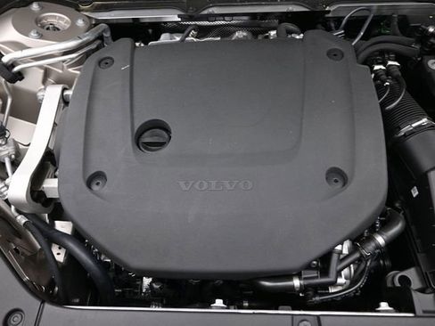 New 2026 Volvo XC90 B6 Ultra w/ Protection Package Premier image 37