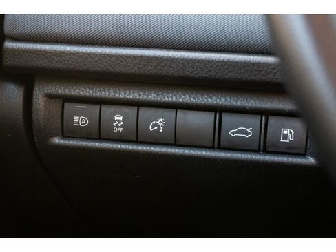 Used 2025 Toyota Camry LE image 26