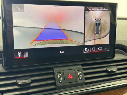 Used 2023 Audi Q5 2.0T Prestige image 22