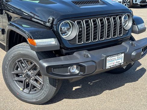 New 2026 Jeep Gladiator Sport AWD/4WD image 7