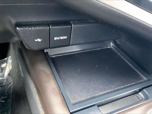 Used 2023 Toyota Camry SE FWD image 30