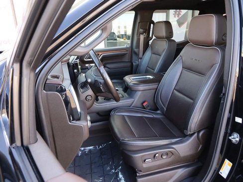 Used 2022 GMC Sierra 1500 Denali w/ Denali Reserve Package image 10