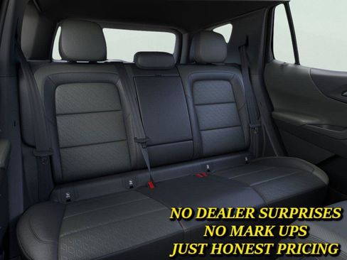 New 2026 Chevrolet Equinox LT w/ Convenience Package II FWD image 17