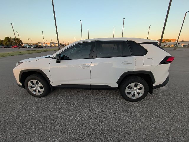 Certified 2024 Toyota RAV4 LE FWD image 8