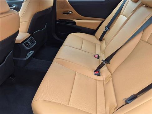 Certified 2025 Lexus ES 350 w/ Premium Package FWD image 18