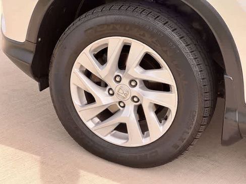 Used 2016 Honda CR-V SE image 9