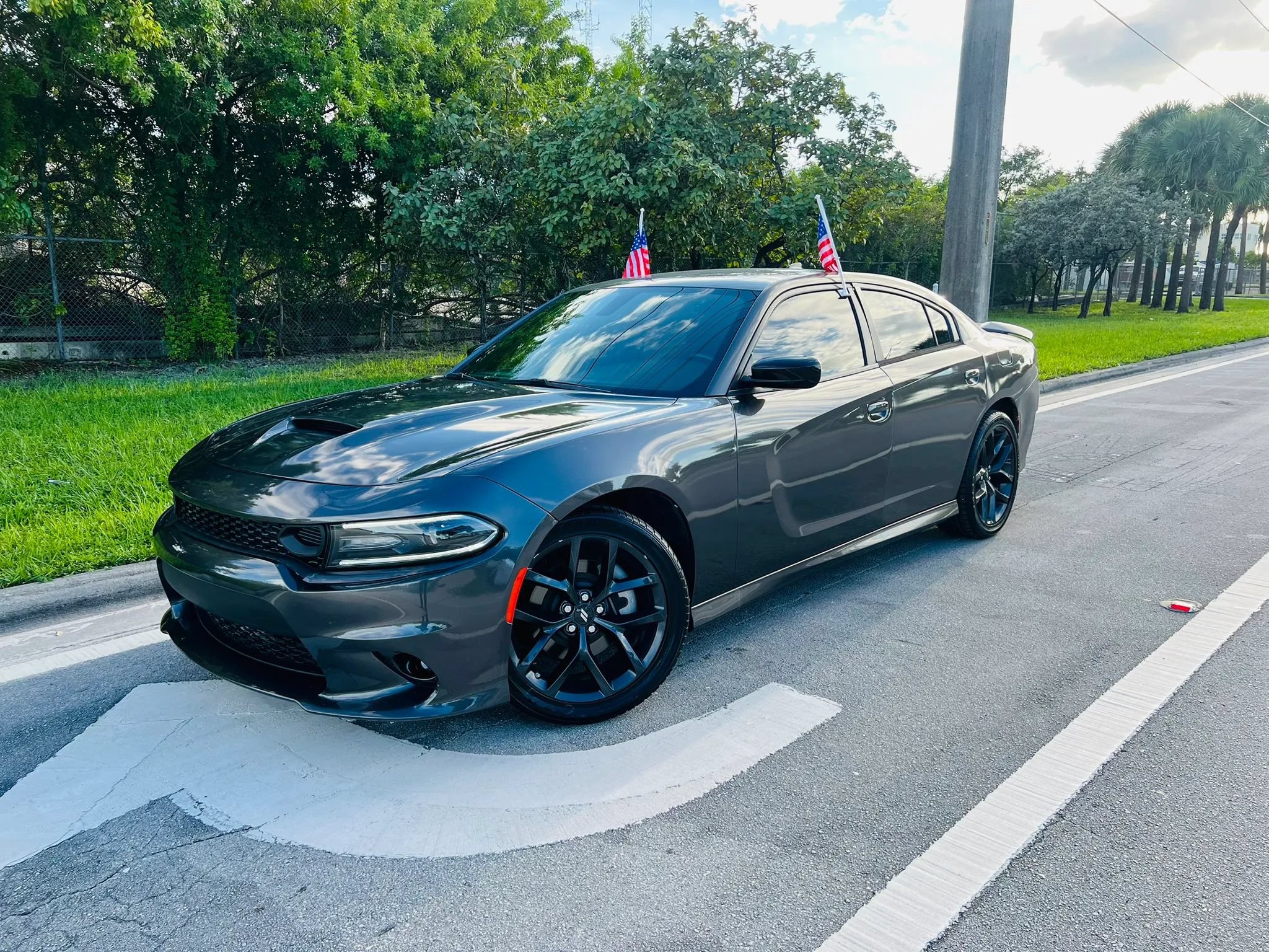 Used 2023 Dodge Charger R/T w/ Blacktop Package RWD image 1