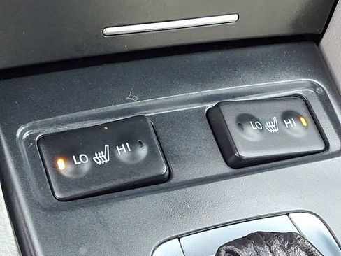 Certified 2020 Acura ILX w/ Premium Package image 24