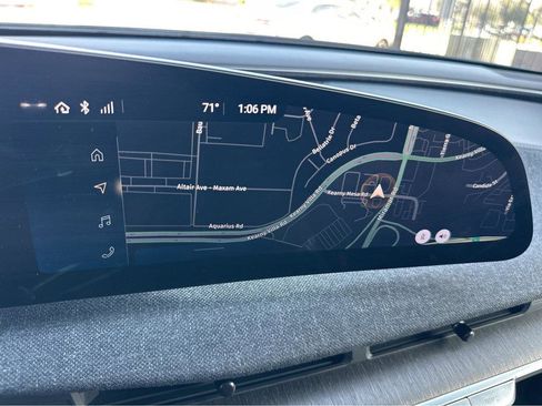 Used 2024 Lucid Air Touring image 5