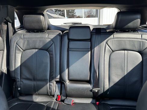 Used 2017 Lincoln MKX Reserve w/ Luxury Package image 20