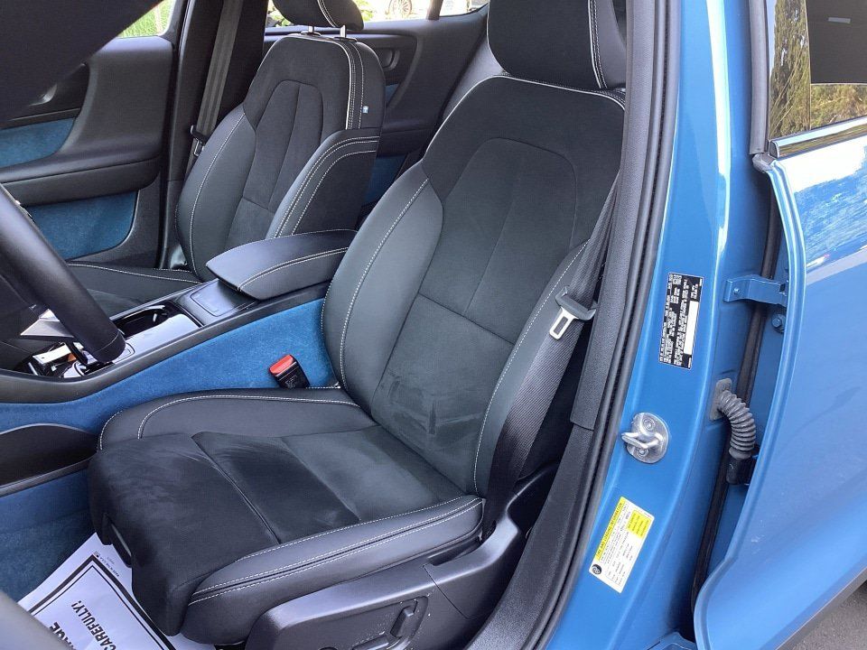 Certified 2023 Volvo C40 P8 Recharge Ultimate AWD/4WD image 34