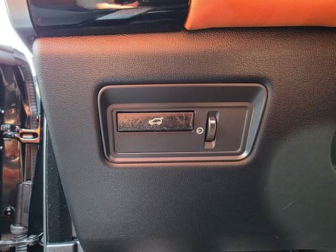 Used 2014 Land Rover Range Rover Sport Supercharged image 52