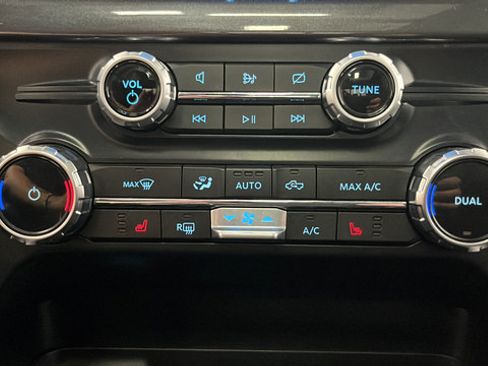 Used 2023 Ford F150 XLT w/ Equipment Group 302A High AWD/4WD image 19
