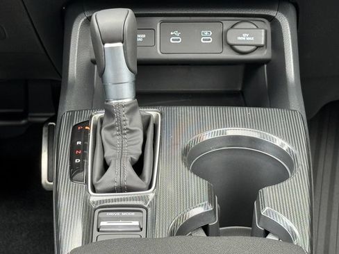 Certified 2026 Honda Civic FWD Hybrid Sedan image 24